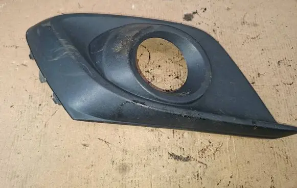Mazda 3 III Front fog light trim/grill BHR150C21 K3006 T251S20
