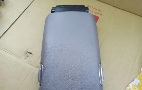Volvo V70 Armrest 30643895