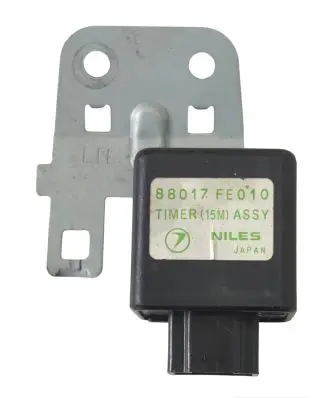 Subaru Impreza I Window wiper interval relay 88017FE010