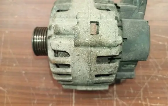 Citroen C3 Generator/alternator 9656956280