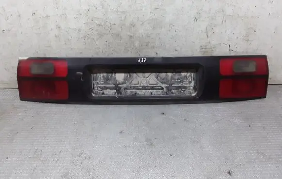 Volkswagen Sharan Rear light center trim bar blend 