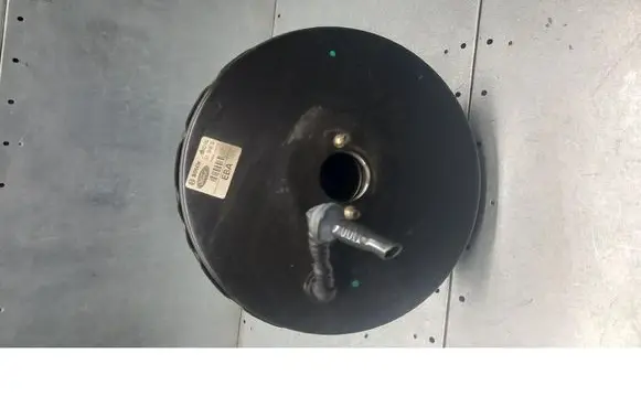 Ford Mondeo Mk III Brake booster