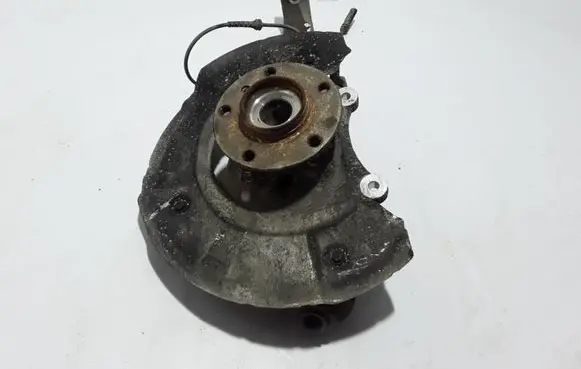 BMW 5 F10 F11 Front wheel hub 6777751