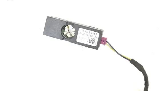 Jaguar F-Pace Aerial antenna amplifier BJ3218K891AA