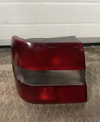Volvo S70 V70 V70 XC Rear/tail lights 9151629 9151631 9151480