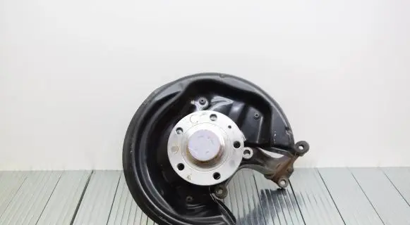 Volkswagen Jetta VI Rear wheel hub 1Q0615611E 505435B