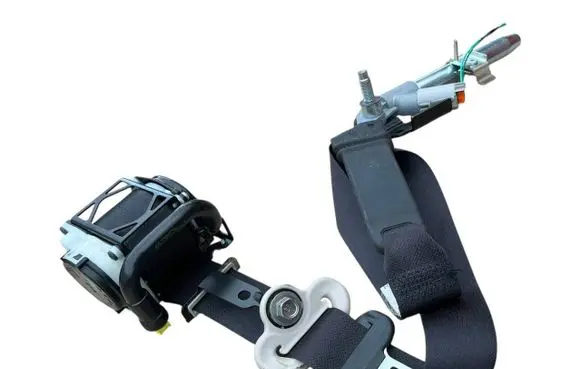 Front seatbelt