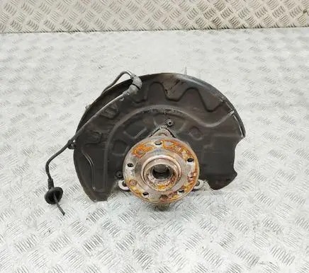 Volkswagen Golf VIII Front wheel hub 5WA407253A