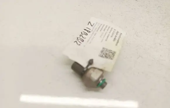 BMW 3 F30 F35 F31 Air conditioning (A/C) pressure sensor 9323658 932365801
