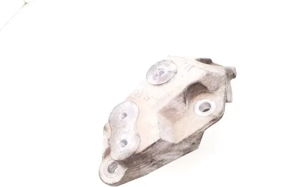 Opel Signum Engine mounting bracket 13112024