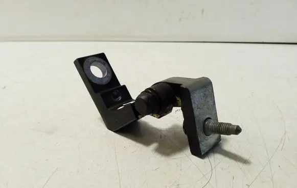 Audi TT TTS Mk2 Front door upper hinge