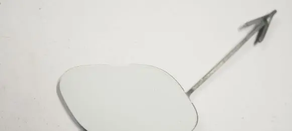 Opel Corsa E Front tow hook cap/cover 13399230