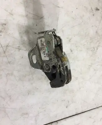 Loading door lock