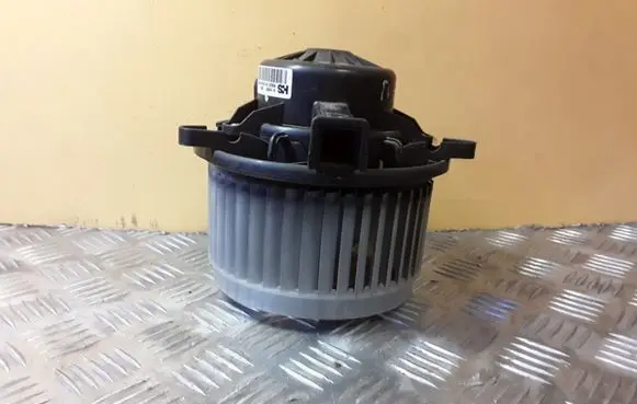 Chevrolet Cruze Heater fan/blower A100520651 5242710201
