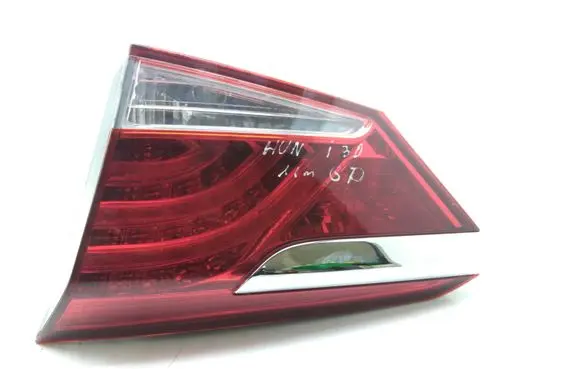 Hyundai i40 Tailgate rear/tail lights 924043Z000