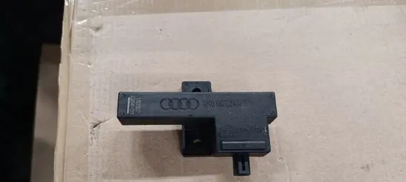 Audi A6 S6 C7 4G Keyless (KESSY) go control unit/module 8K0907247