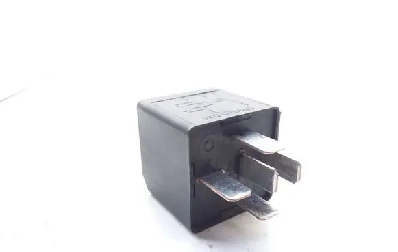 Ford Mondeo Mk III Other relay F0AB14B192AA