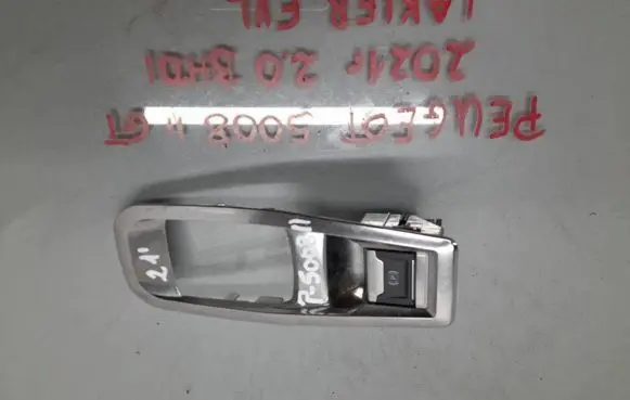 Peugeot 5008 II Hand parking brake switch 9810593577