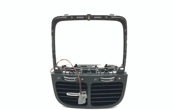 Jaguar XJ X350 Rear air vent grill 2W9319C570A