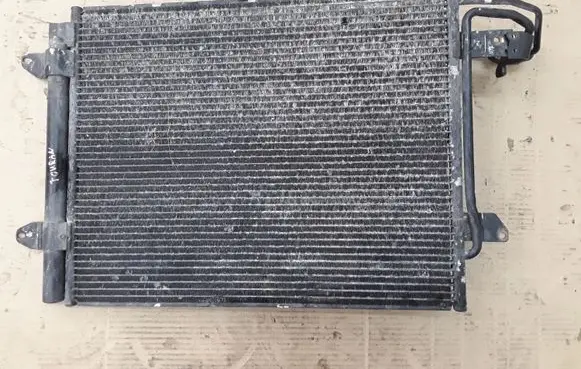 Volkswagen Touran I A/C cooling radiator (condenser) 1T0820411B 1T0820411