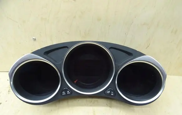 Speedometer (instrument cluster)