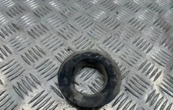 Lexus CT 200H Rear coil spring rubber mount 4825775010