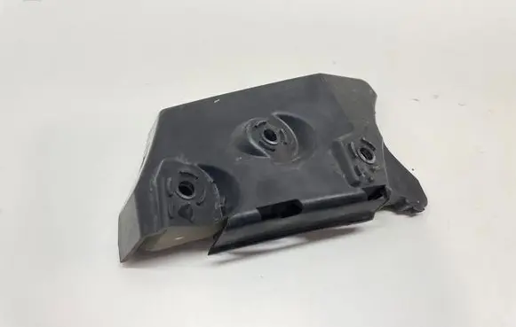 Seat Altea XL Front bumper mounting bracket 5P0807184A 14884SG4