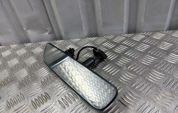 Rear view mirror (interior)