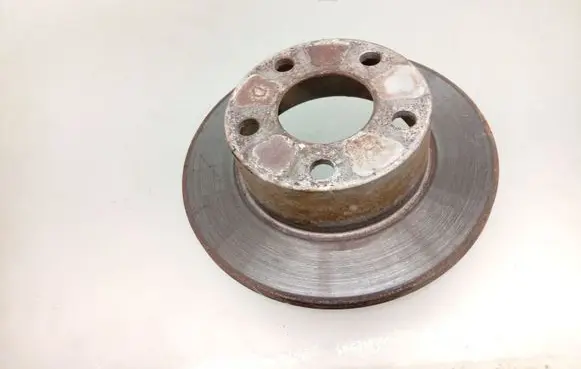Volkswagen PASSAT B5 Rear brake disc
