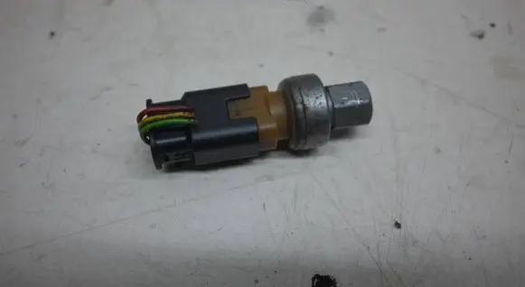 Peugeot 308 SW Air conditioning (A/C) pressure sensor 9653027380