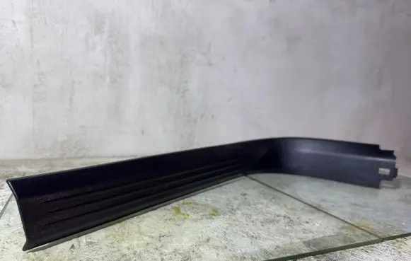 Volvo V40 Front sill trim cover 31267988