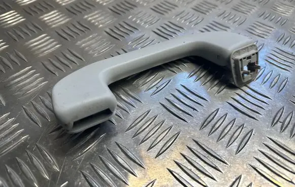 Mercedes-Benz GLC X253 C253 Front interior roof grab handle A0998150036