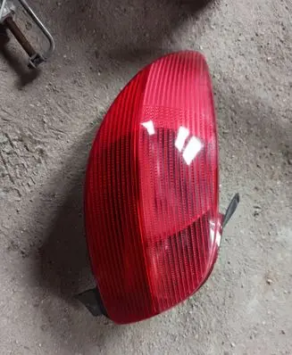 Peugeot 206 Rear/tail lights 2531G