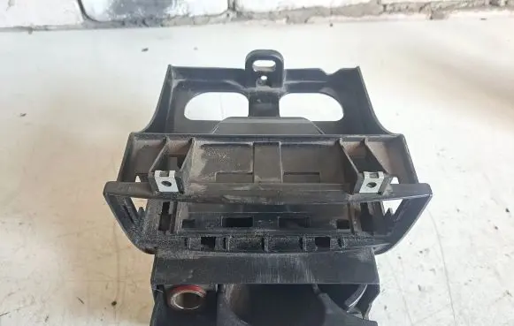 Mercedes-Benz Sprinter W906 Car ashtray 9066800558 9068100028