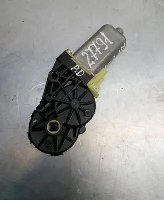 Volkswagen Touareg I Seat adjustment motor 0390201949 0096912