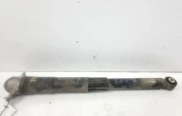Volkswagen Golf VII Rear shock absorber/damper