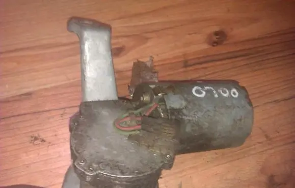 Volkswagen Polo II 86C 2F Wiper motor