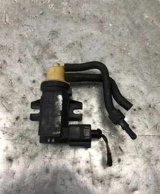 Volkswagen Golf VI Vacuum valve 1K0906627A