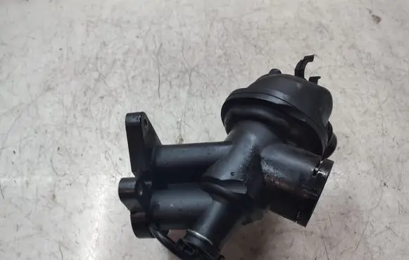 Land Rover Discovery Sport Thermostat housing 