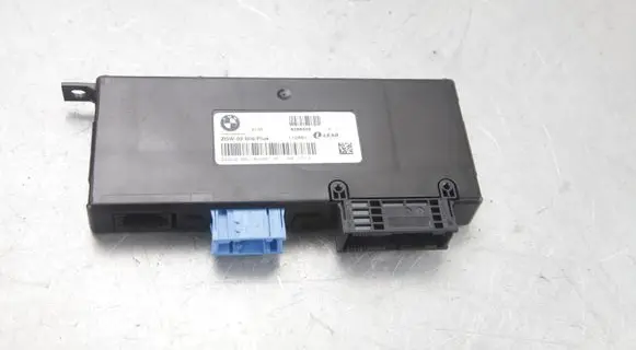 BMW 5 F10 F11 Gateway control module 9266409