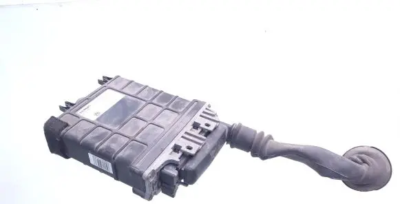 Volkswagen PASSAT B4 Engine control unit/module 037906025G 357906376E 5WP4203