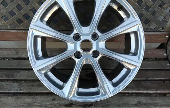 Ford Fiesta R18 alloy rim 