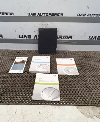 Volkswagen Touran II Owners service history hand book 