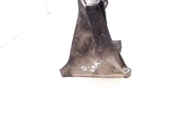 Audi A4 S4 B5 8D Engine mounting bracket 8D0199308L