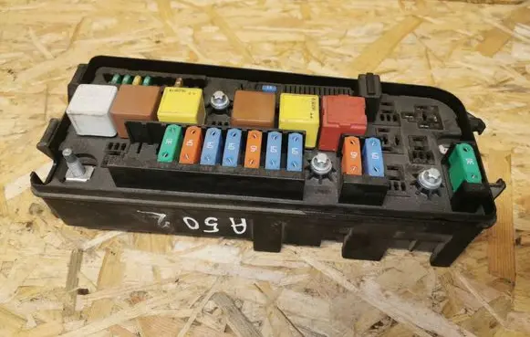 Opel Signum Fuse box set 13248317 00102853 519174510