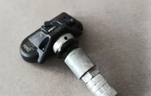 BMW 3 G20 G21 Tire pressure sensor 6877936 36106877936 TSSRE4A
