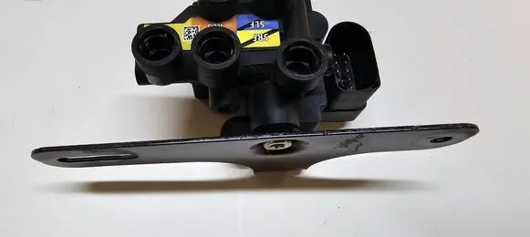 Vacuum valve