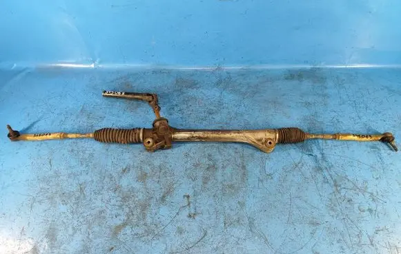 Toyota Sienna XL30 III Steering rack 4551008010