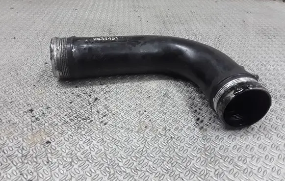 Volvo S70 V70 V70 XC Intercooler hose/pipe 9434451