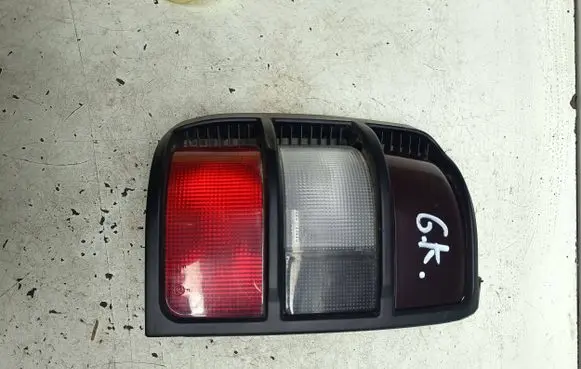 Mitsubishi Pajero Rear/tail lights